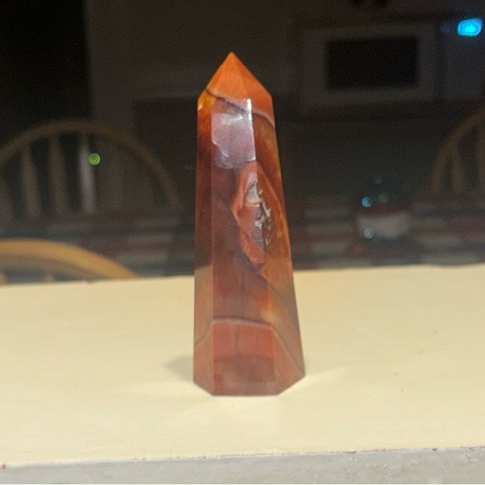 Medium carnelian chunky tower